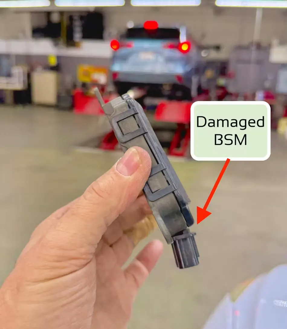  Damaged blind spot module