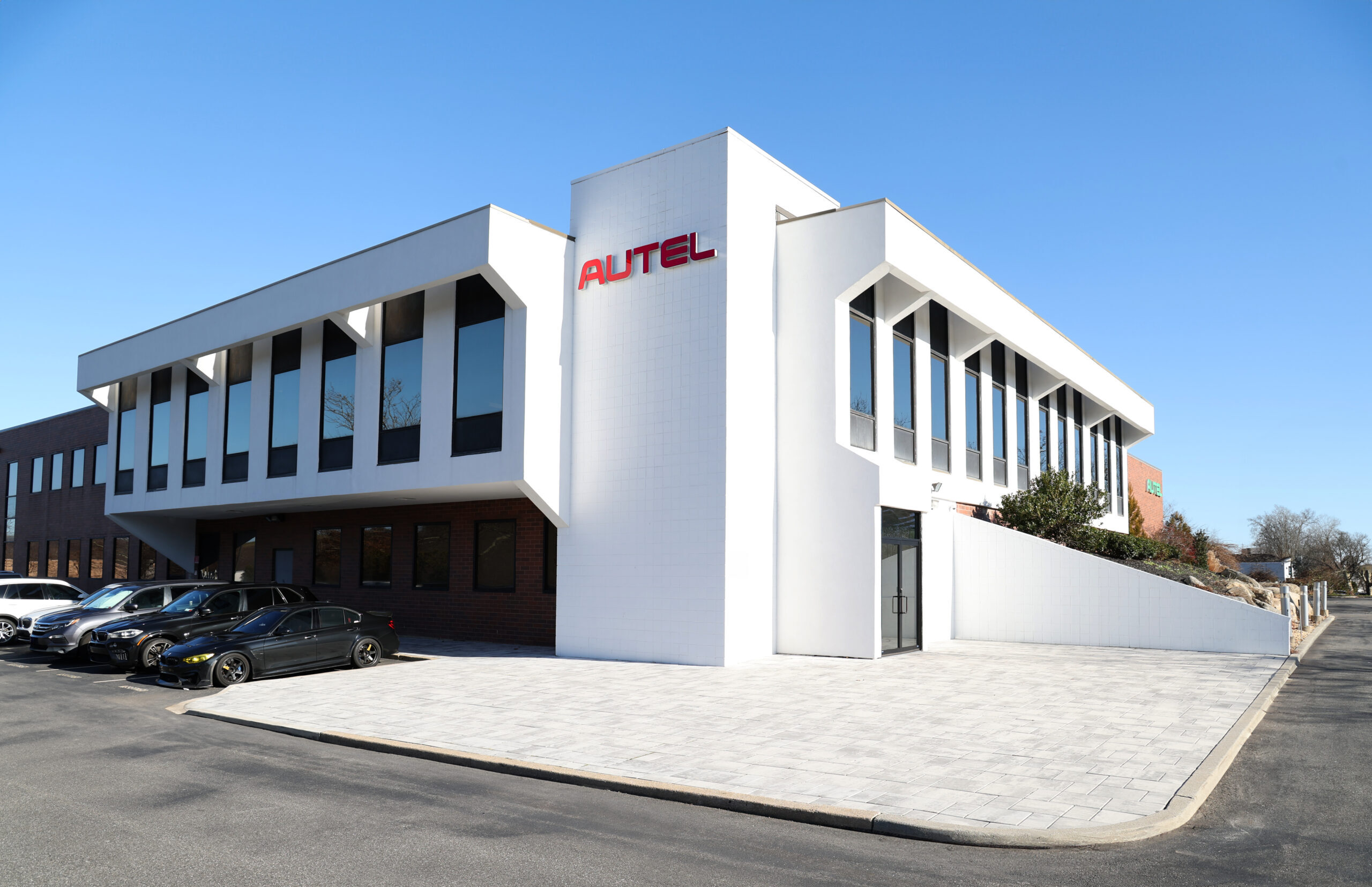 Autel Building